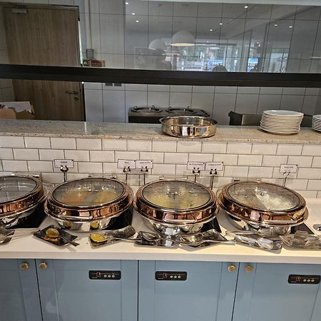 Park Inn & Suites By Radisson Thrissur East Fort מראה חיצוני תמונה