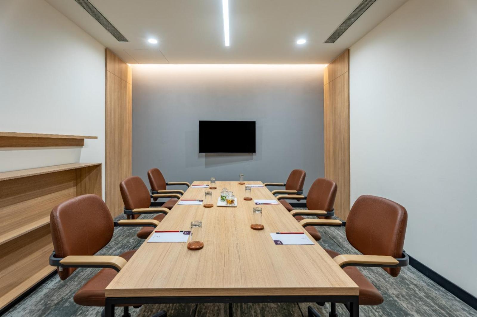 Park Inn & Suites By Radisson Thrissur East Fort מראה חיצוני תמונה