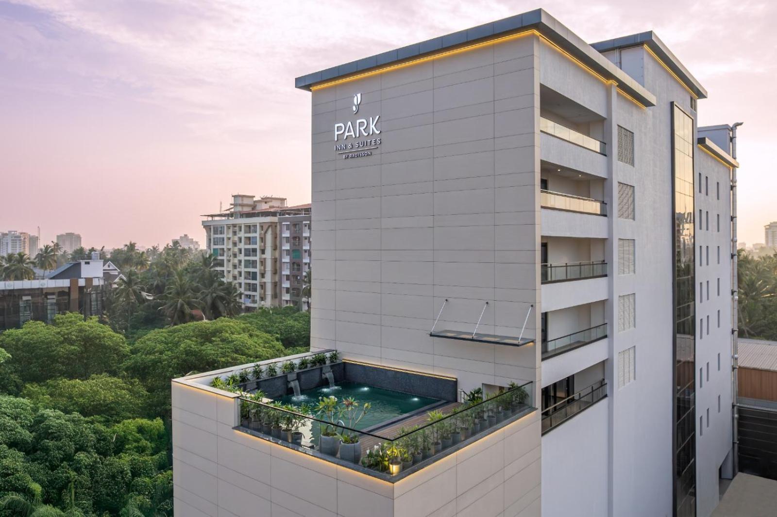Park Inn & Suites By Radisson Thrissur East Fort מראה חיצוני תמונה