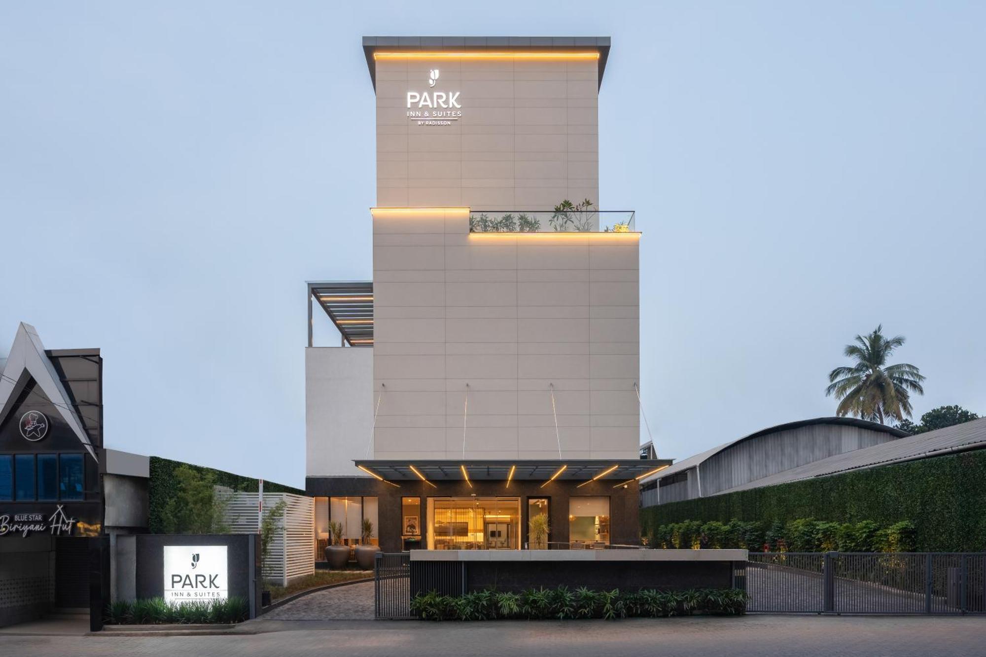Park Inn & Suites By Radisson Thrissur East Fort מראה חיצוני תמונה