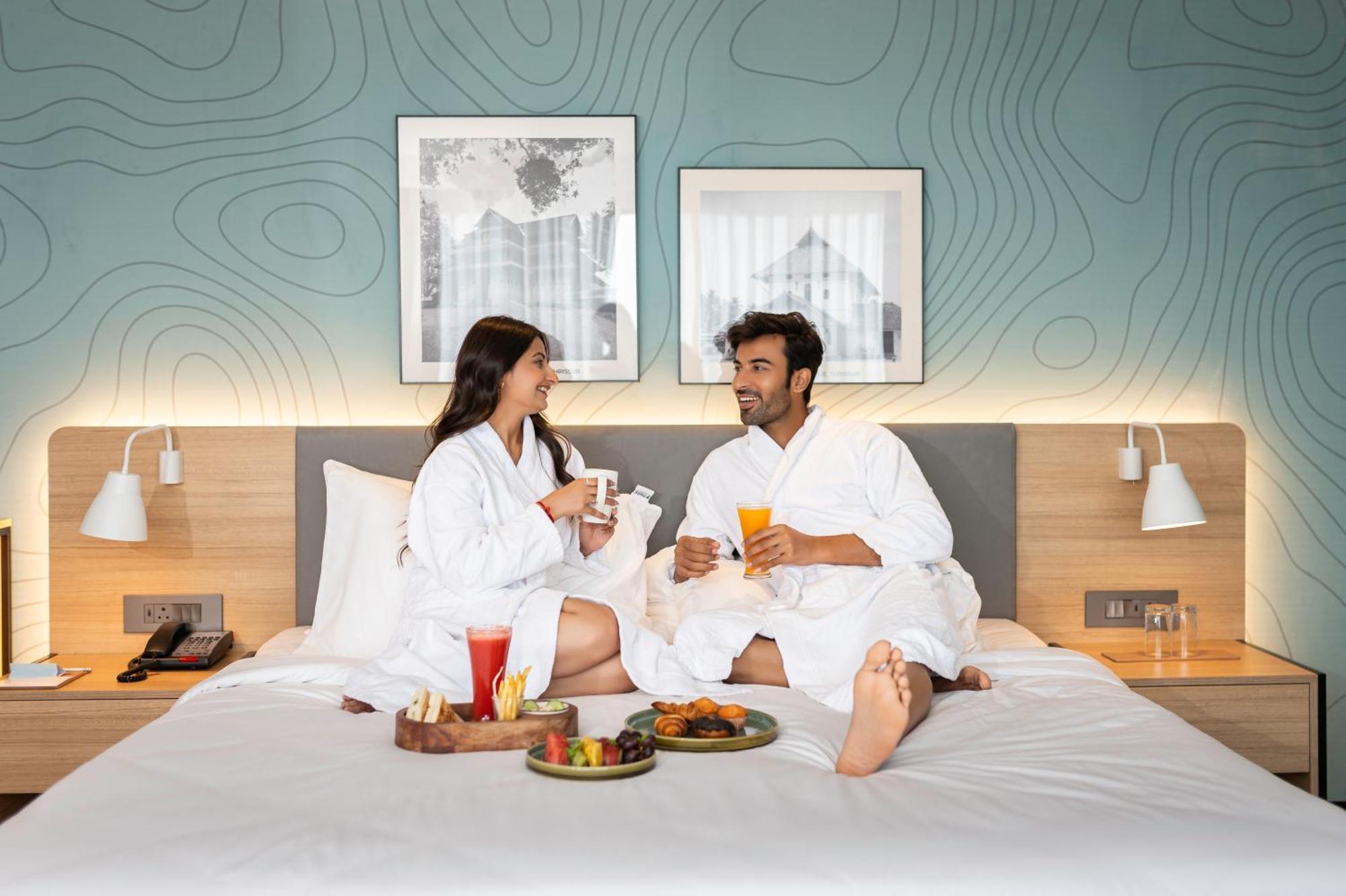 Park Inn & Suites By Radisson Thrissur East Fort מראה חיצוני תמונה